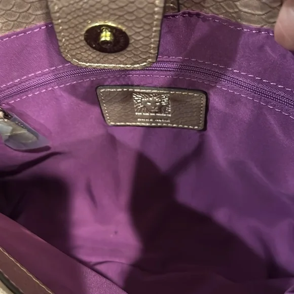 Anne Kline Rose Gold purse -New - Picture 4 of 5